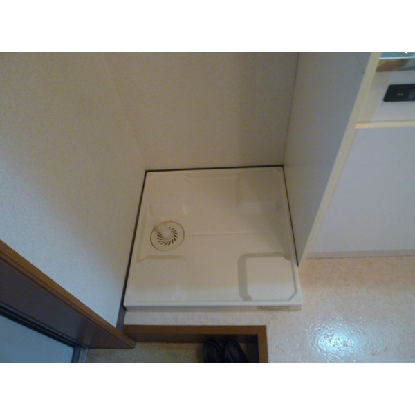 Other Equipment. Indoor Laundry Storage