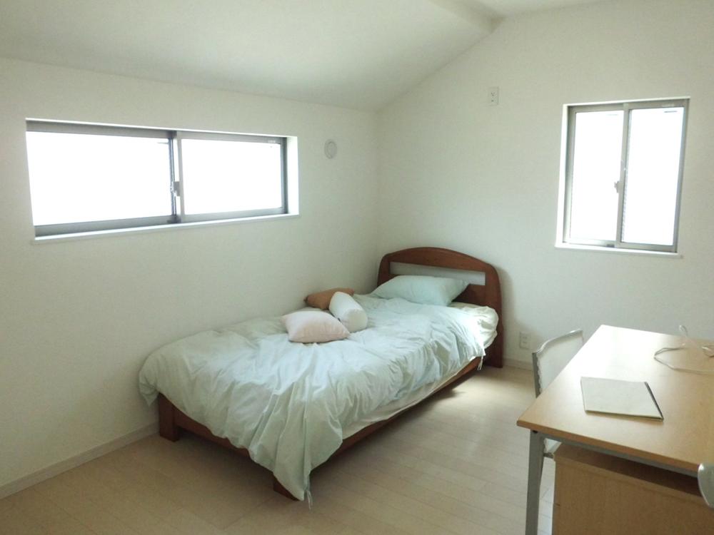 Other. Same specifications photos (room)