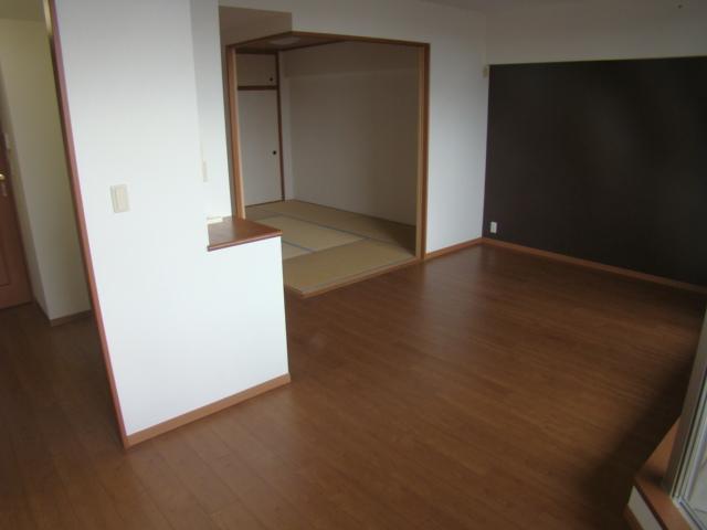 Living. Indoor (11 May 2013) Shooting