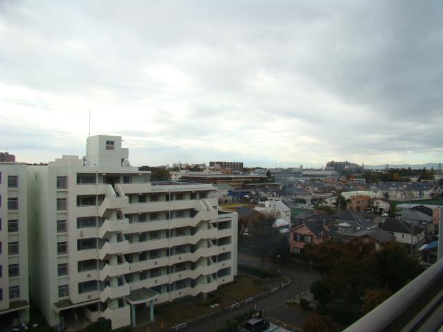 View photos from the dwelling unit. View from the site (November 2013) Shooting
