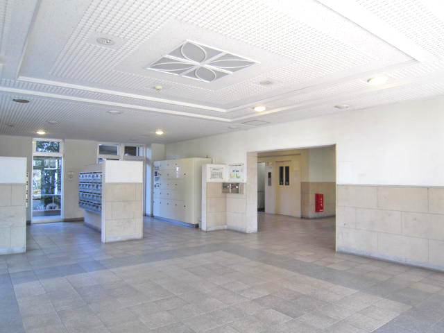 Entrance. entrance Delivery Box There