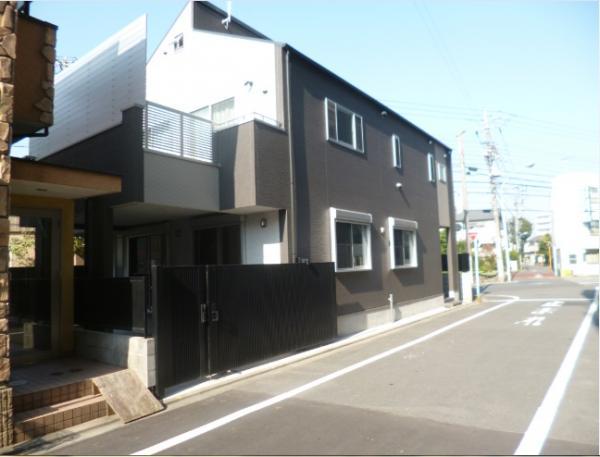 Local appearance photo