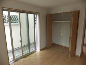 Non-living room. 1 Kaiyoshitsu 6 Pledge