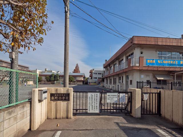 Primary school. Nishitokyo Honcho 780m up to elementary school