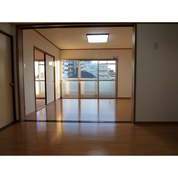 Living and room. Is another room.