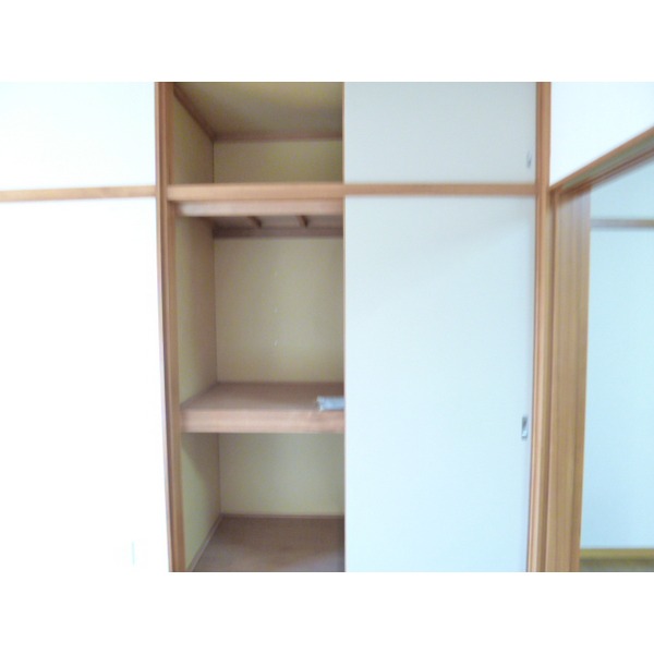 Receipt. Storage lot