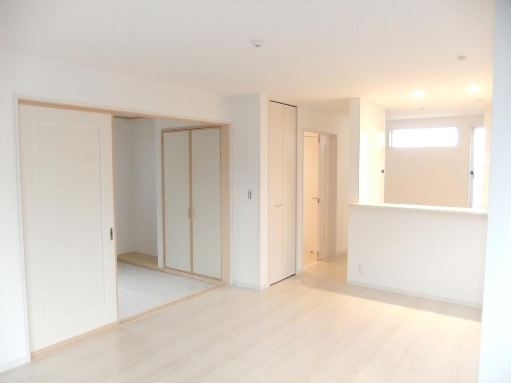 Living. Living & Kitchen