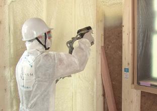 Construction ・ Construction method ・ specification. Adopt a heat-insulating "Aqua Form" blowing highly airtight. There is no unevenness in the quality because the professional staff is construction directly.