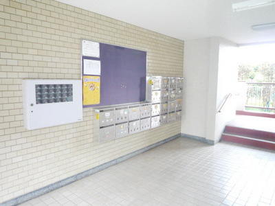 Other. 5m to Entrance (Other)