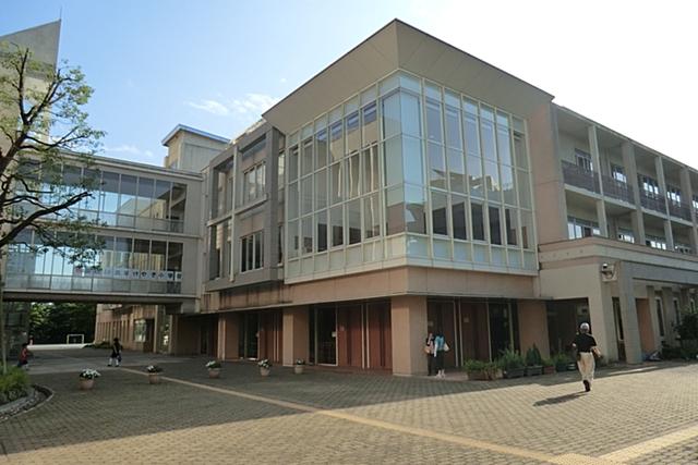 Primary school. Zelkova until elementary school 1200m zelkova elementary school