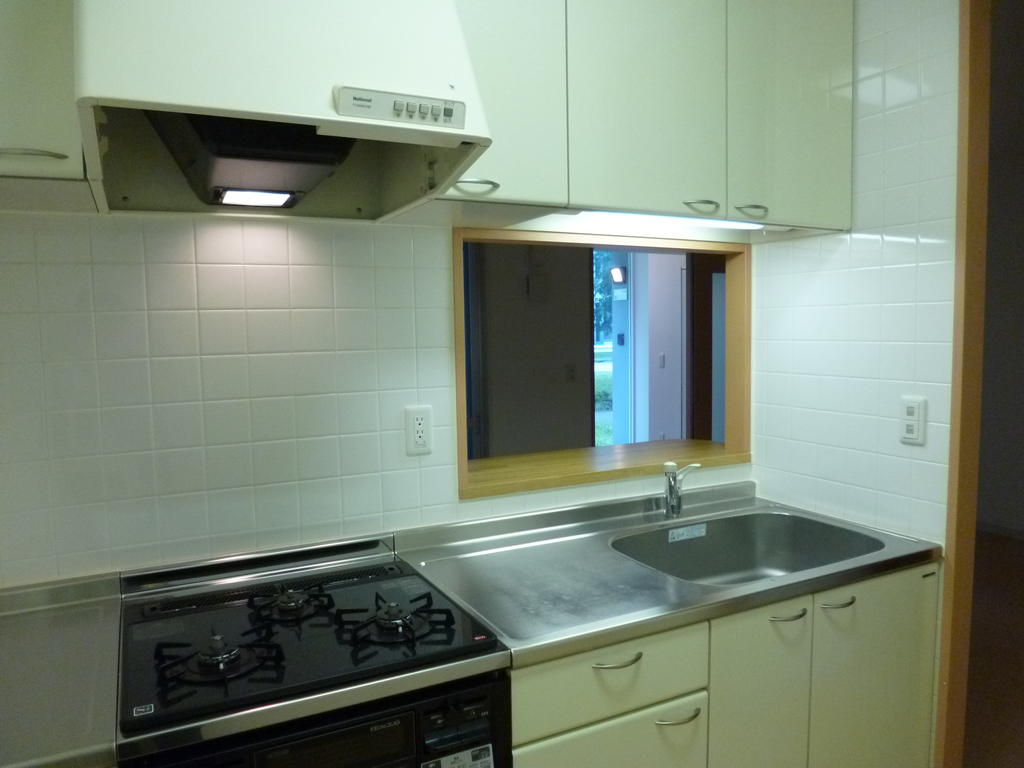 Kitchen. Easy-to-use system Kitchen. It is a popular counter kitchen