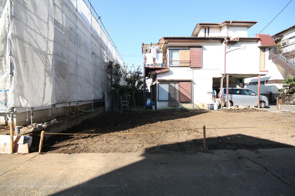 Local appearance photo. Local (12 May 2013) Shooting