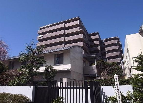 Local appearance photo