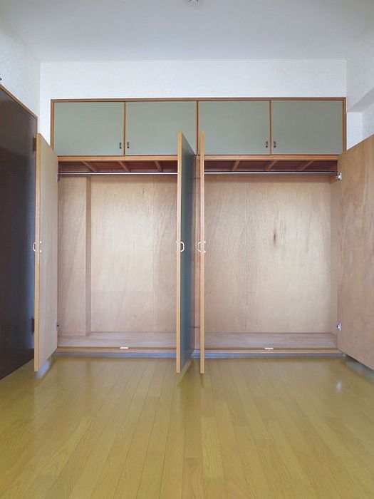 Receipt. Note: This is the same type of room.