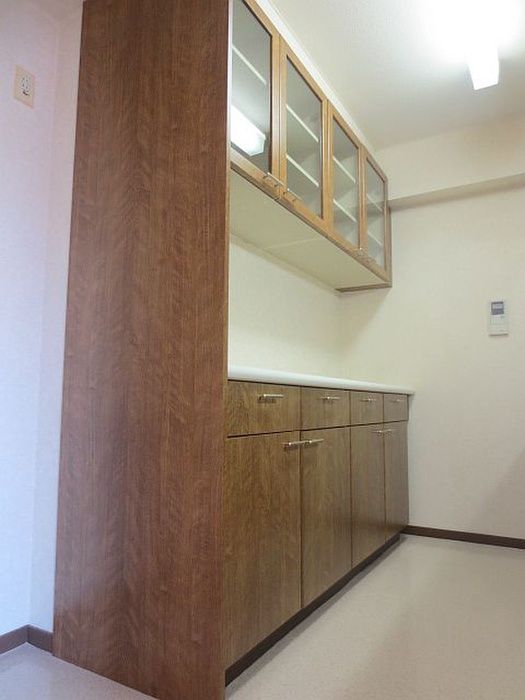 Kitchen. Note: This is the same type of room.