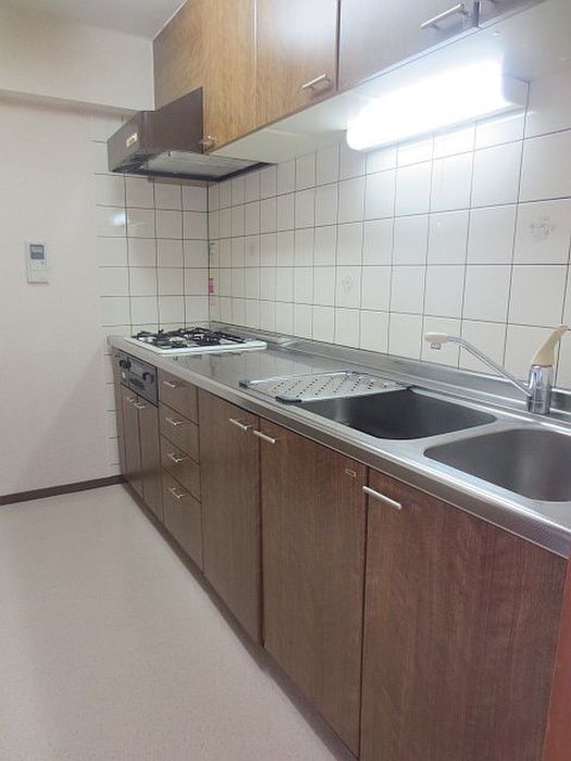 Kitchen. Note: This is the same type of room.