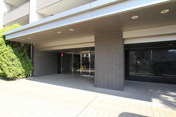 Entrance. Common areas (November 23, 2013) Shooting