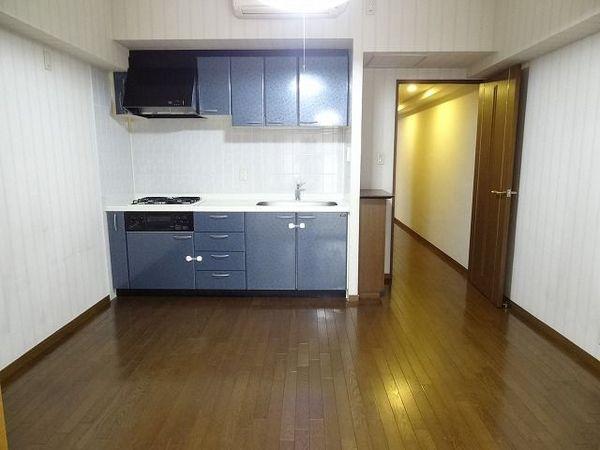 Living and room. Lighting comes in all rooms