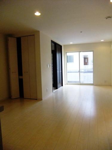 Living. Indoor (10 May 2013) Shooting