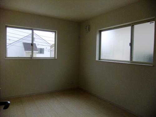 Non-living room. Indoor (10 May 2013) Shooting