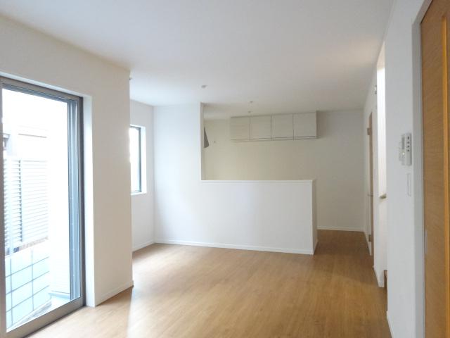 Living. D Building Living (November 2013) Shooting