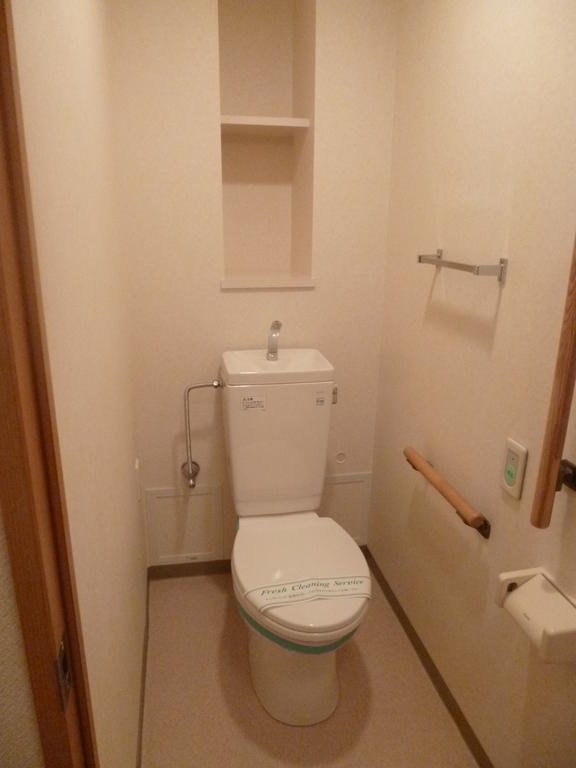 Toilet. toilet shelf ・ With handrail