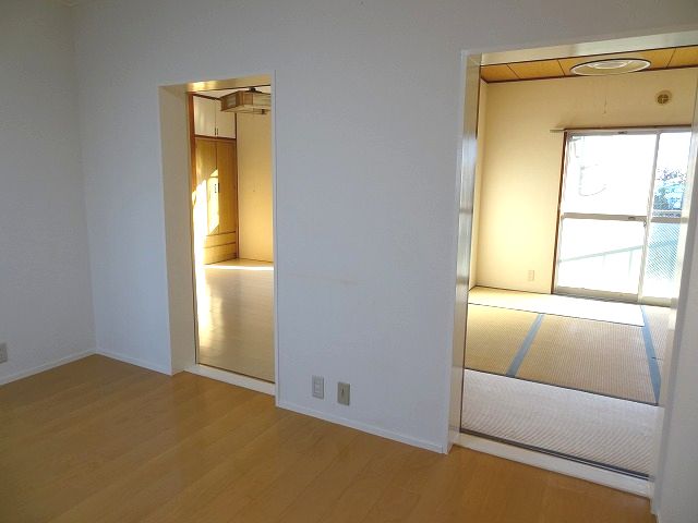 Living and room. In sorting type, Floor plans, each independent