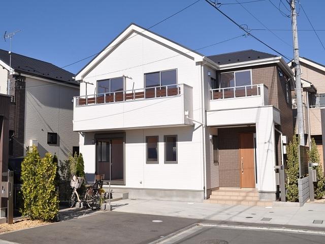 Local appearance photo. 17 Building appearance