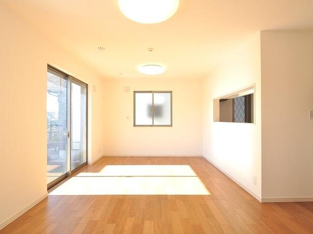 Living. 17 Building LDK