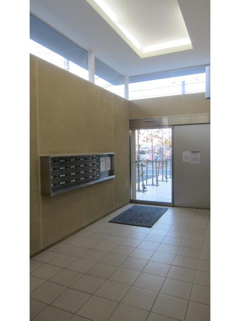 Entrance. Internal ad Grande Hibarigaoka Entrance