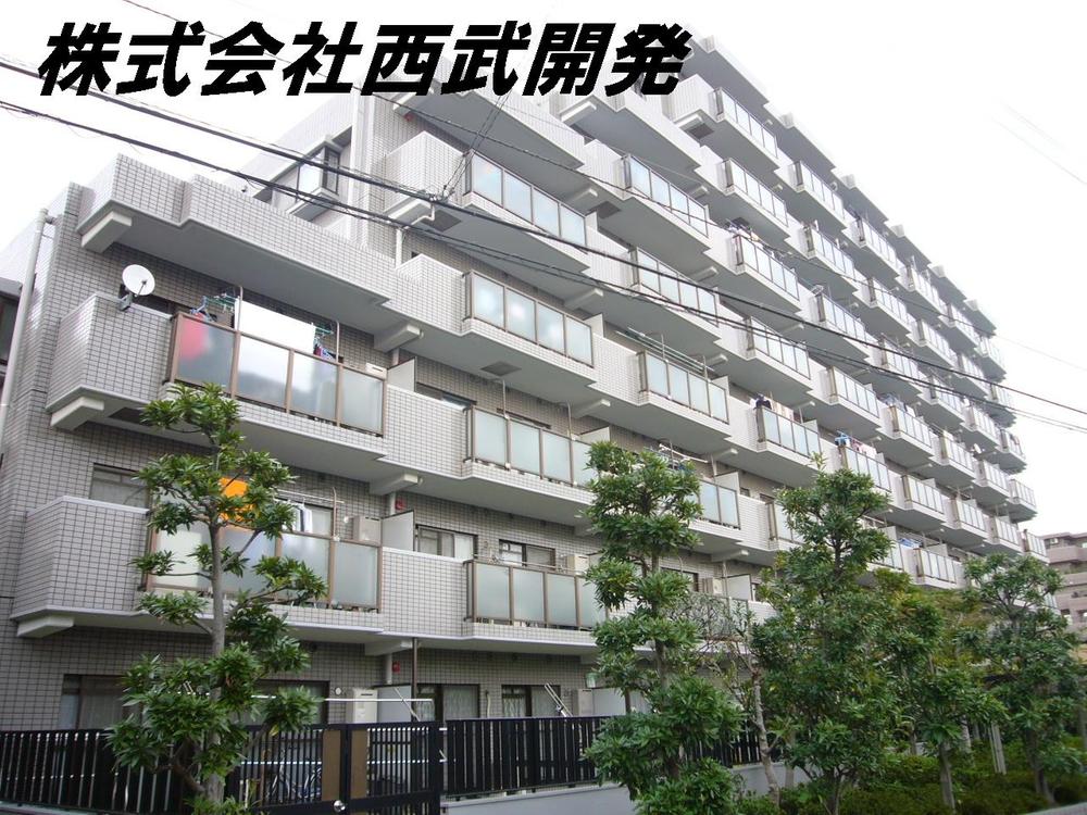 Local appearance photo. Local (11 May 2013) Shooting