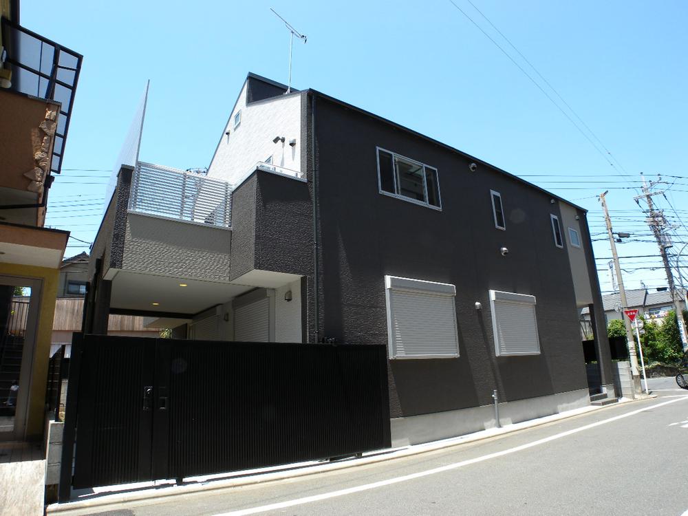 Local appearance photo