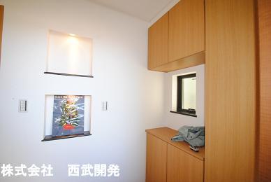 Entrance. Local (12 May 2013) Shooting