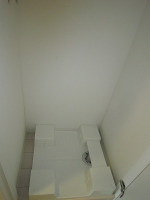 Other. Washing machine Storage