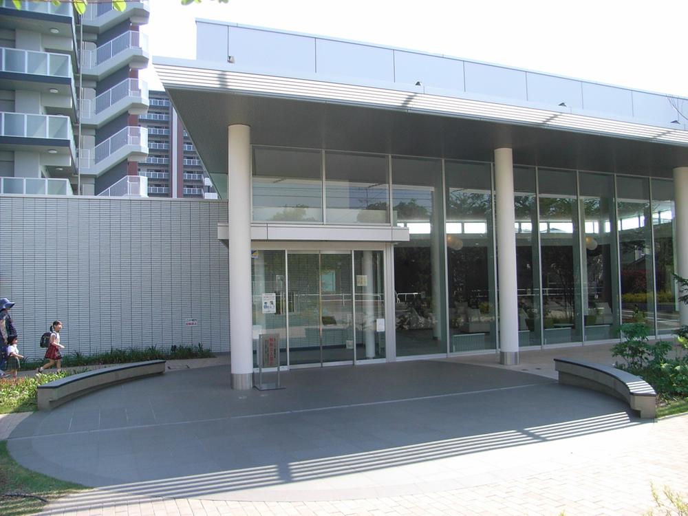 Entrance. The main entrance (April 2013) Shooting