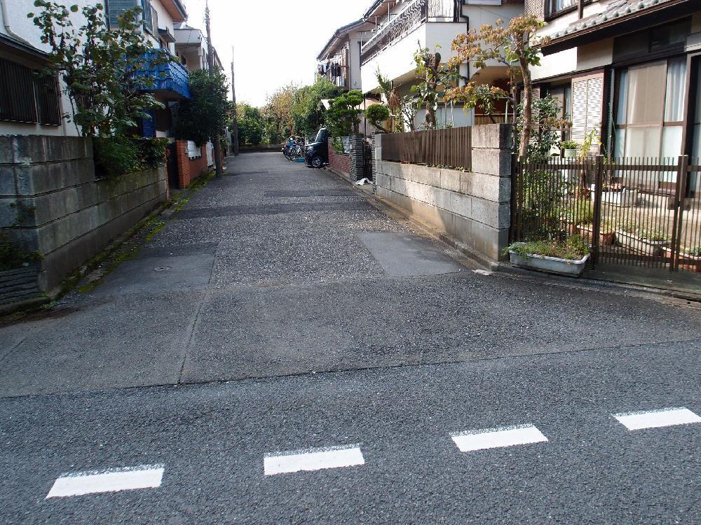 Local photos, including front road. South front road