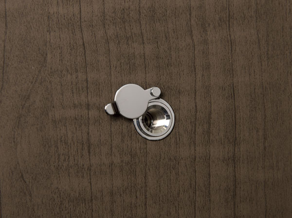 Security.  [Door scope cover] It prevents the dwelling unit is peeped, Interior lights have a cover so as not to leak to the outside. (Same specifications)