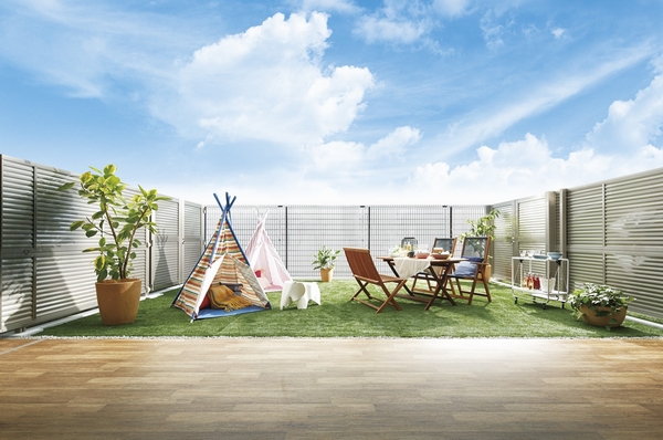 Pg type of private garden (the model room photo part CG processing, In fact a slightly different). A dedicated garden on the first floor of the entire residence is in the same property. The other that can be used as a children's playground and outdoor living, You can also enjoy such as home gardens and gardening. Fused with planting 栽豊 Kana land plan, This charming dwelling unit plans that take advantage of the height of the open area ratio