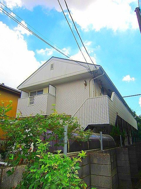 Building appearance. Living environment is a good location