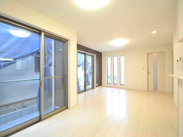 Living. C Building LDK