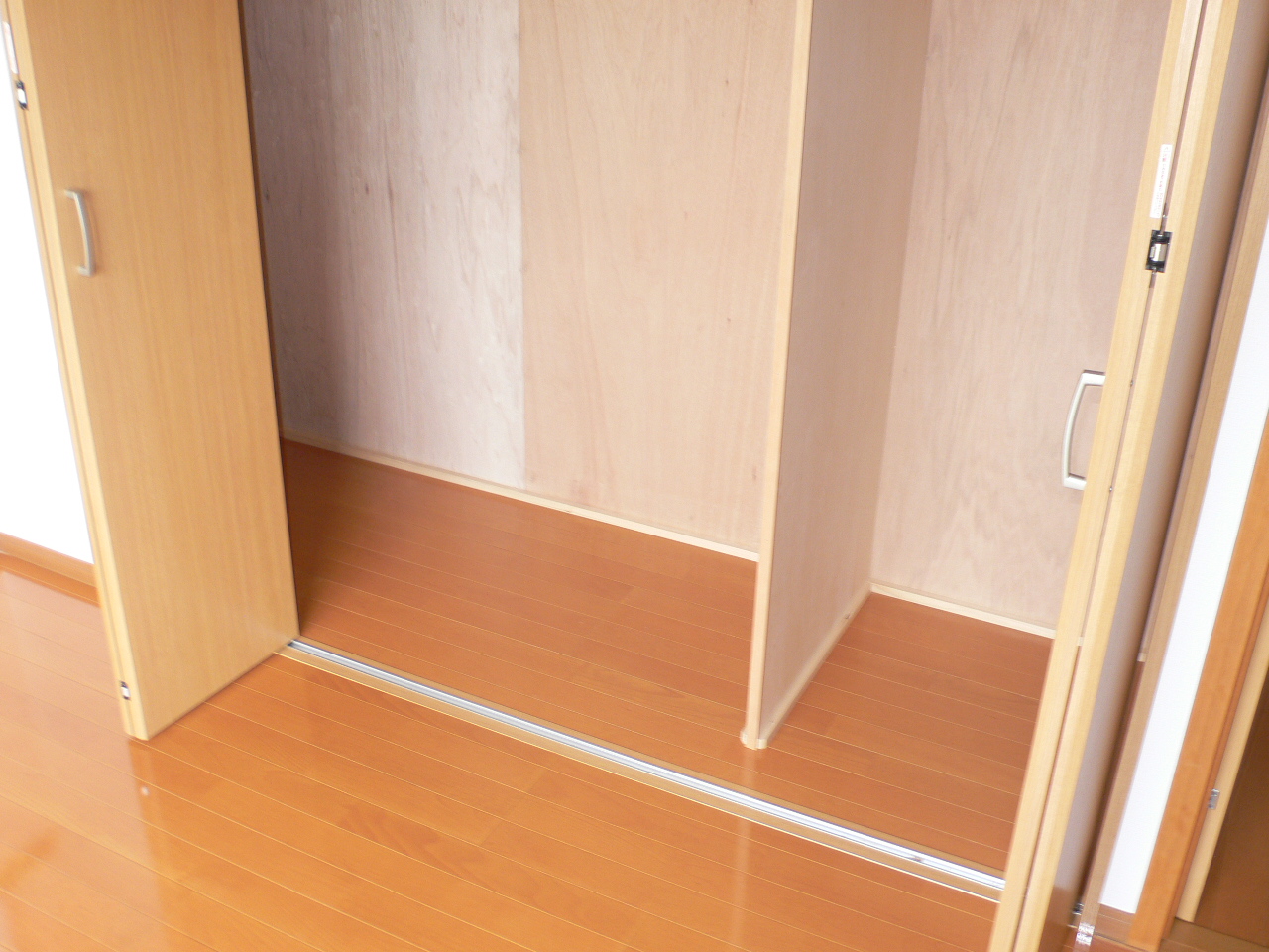 Receipt. It is housed with depth. 