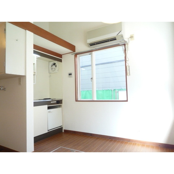 Living and room. Bright rooms