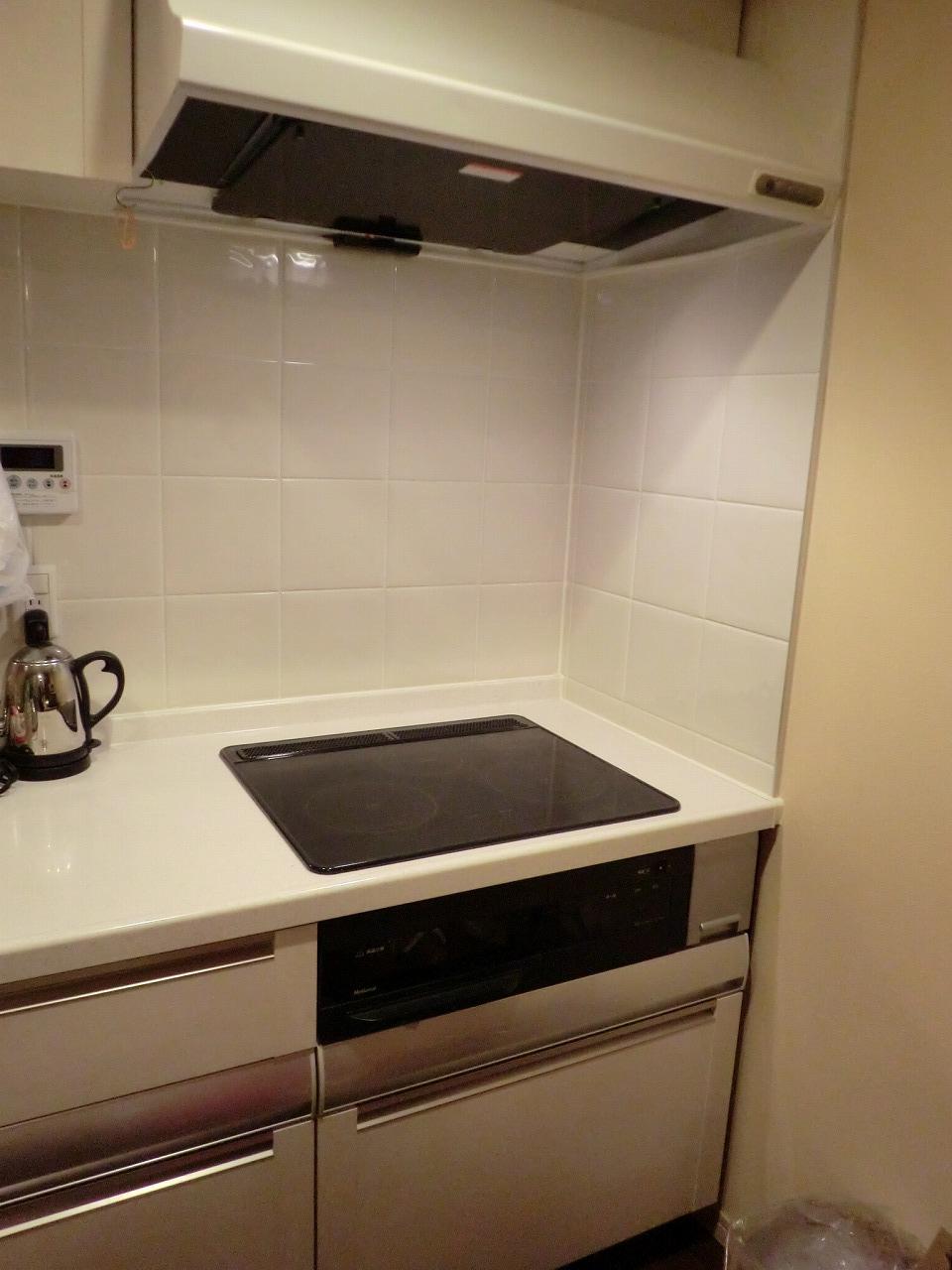 Kitchen. Indoor (12 May 2013) Shooting