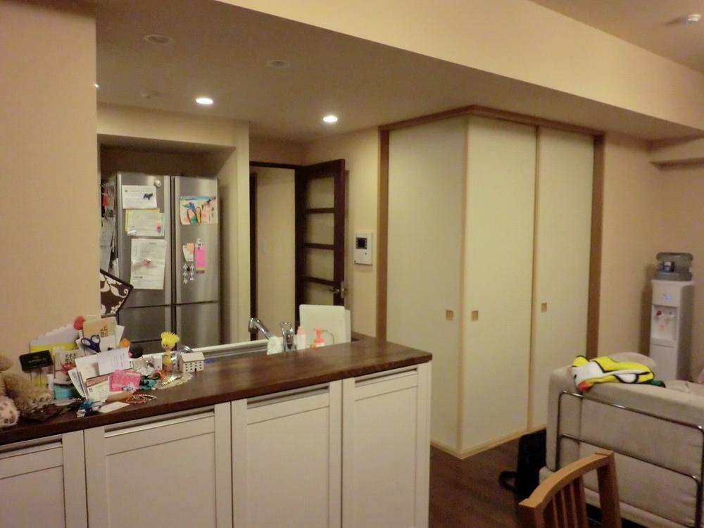 Living. Indoor (12 May 2013) Shooting