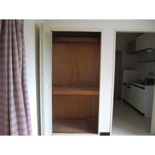 Receipt. There closet