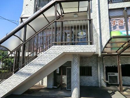 Streets around. Enhancement of the surrounding environment