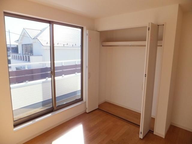 Non-living room. Western-style 5.3 Pledge