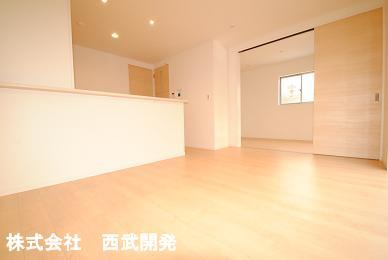 Living. Local (12 May 2013) Shooting