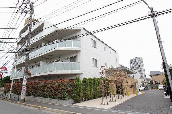 Local appearance photo. Local (October 1, 2013) Shooting