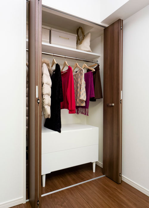 Receipt.  [closet]  ※ In the apartment gallery, Closet of equipment can be confirmed. (The room is different from the one of this sale)